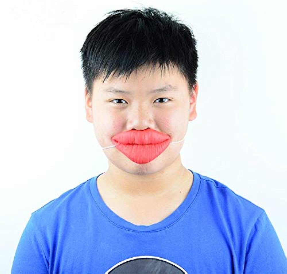Halloween whole man big lips funny show props: Buy Online at Best Price in  UAE - Amazon.ae