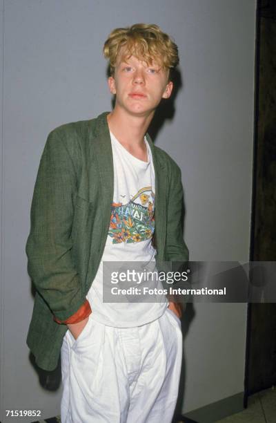 american-actor-anthony-michael-hall-poses-for-a-photograph-as-he-wears-a-t-shirt-and-a-jacket.jpg
